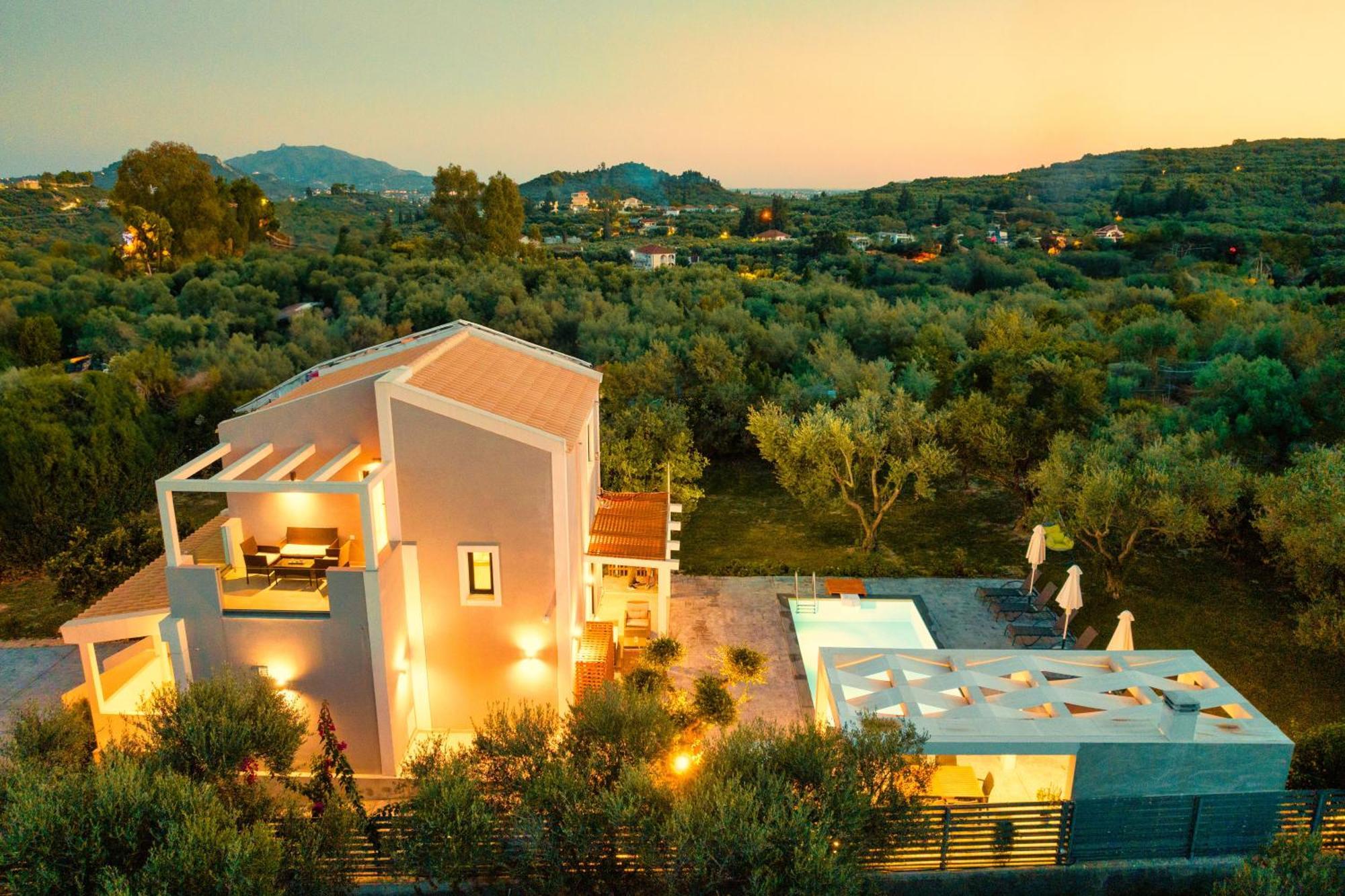 Plános Valeria Private Villa מראה חיצוני תמונה