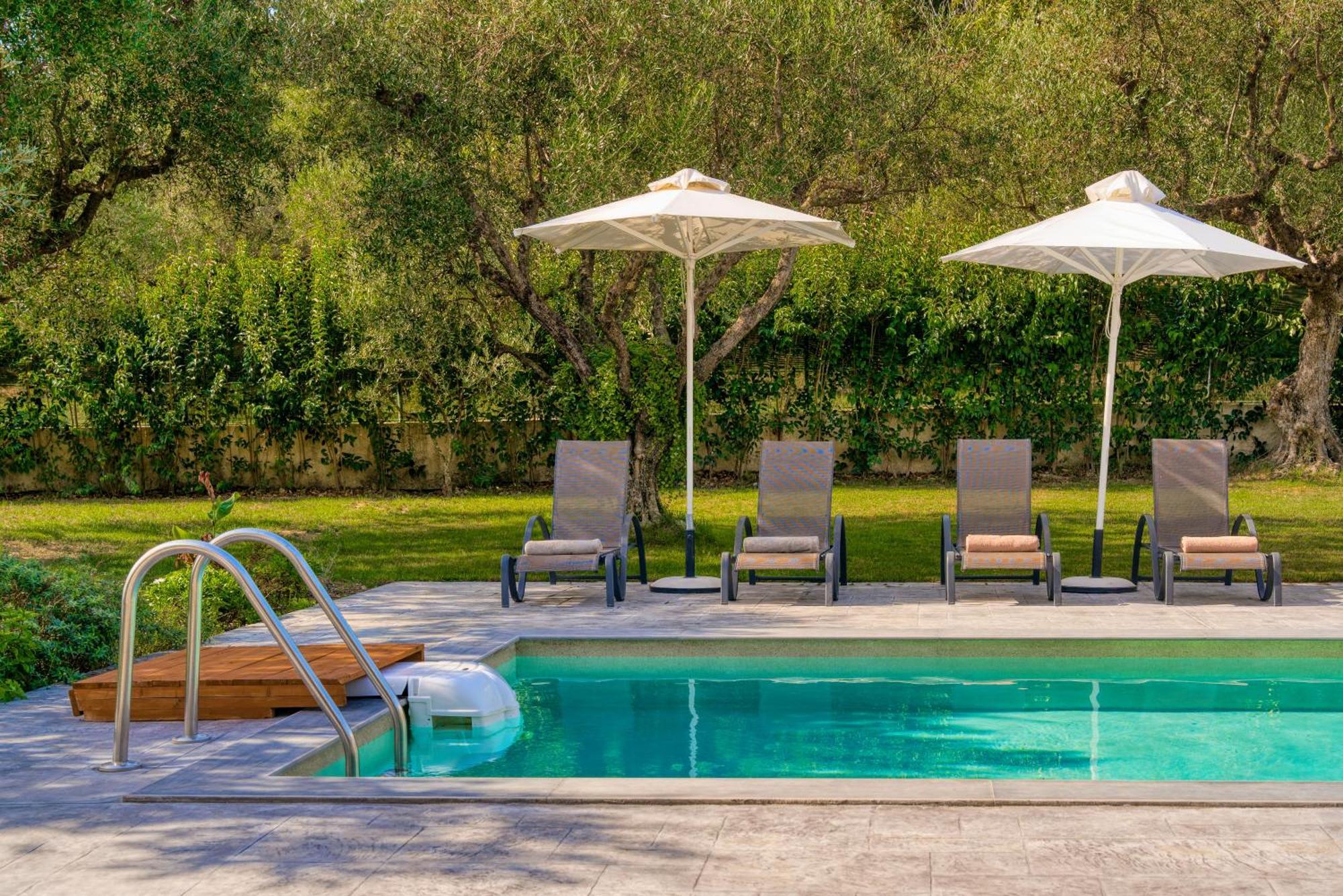 Plános Valeria Private Villa מראה חיצוני תמונה