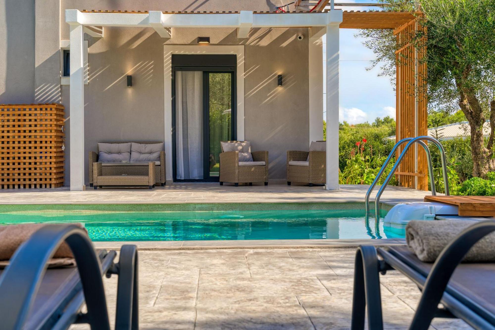 Plános Valeria Private Villa מראה חיצוני תמונה