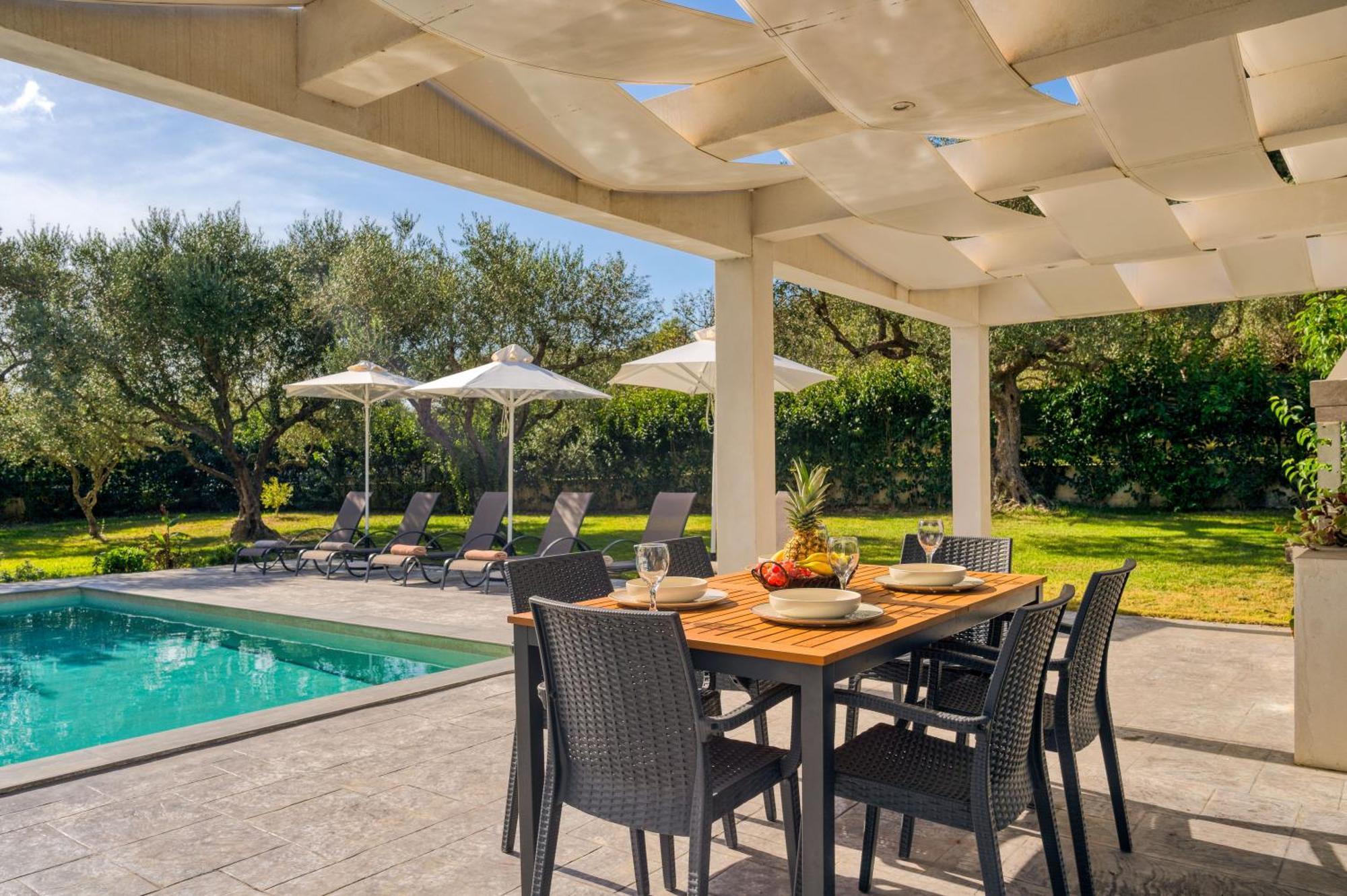 Plános Valeria Private Villa מראה חיצוני תמונה