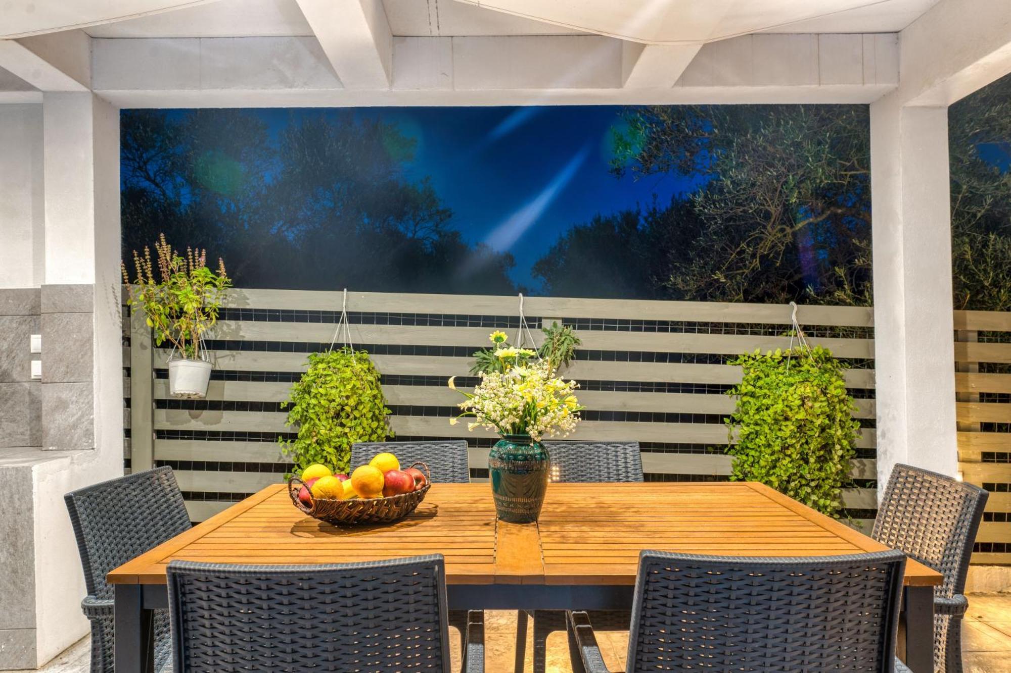 Plános Valeria Private Villa מראה חיצוני תמונה